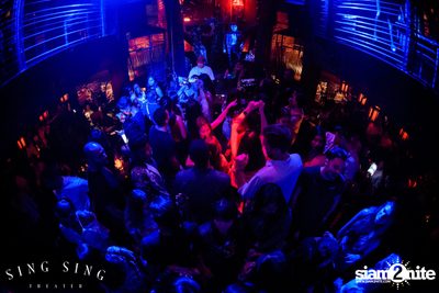 BLING IT กับ Bangkok Invaders ที่ ซิง ซิง เธียเตอร์ — photo 48