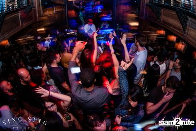 BLING IT กับ Bangkok Invaders ที่ ซิง ซิง เธียเตอร์ — photo 50