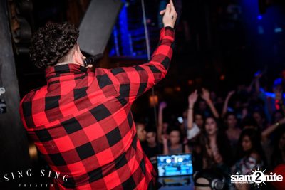 BLING IT กับ Bangkok Invaders ที่ ซิง ซิง เธียเตอร์ — photo 55