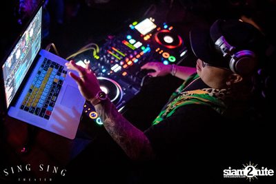 BLING IT กับ Bangkok Invaders ที่ ซิง ซิง เธียเตอร์ — photo 58