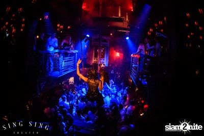 BLING IT กับ Bangkok Invaders ที่ ซิง ซิง เธียเตอร์ — photo 88