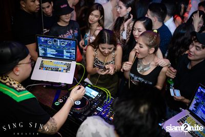 BLING IT กับ Bangkok Invaders ที่ ซิง ซิง เธียเตอร์ — photo 94