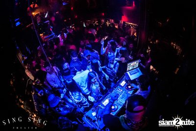 BLING IT กับ Bangkok Invaders ที่ ซิง ซิง เธียเตอร์ — photo 99