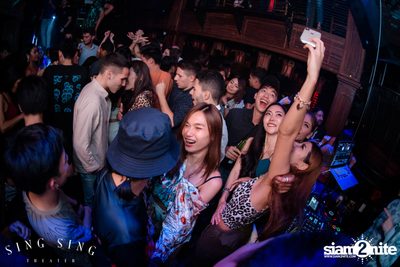 BLING IT กับ Bangkok Invaders ที่ ซิง ซิง เธียเตอร์ — photo 101