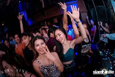 BLING IT กับ Bangkok Invaders ที่ ซิง ซิง เธียเตอร์ — photo 104