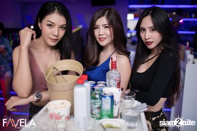 Ladies Night at Favela Thonglor — photo 6