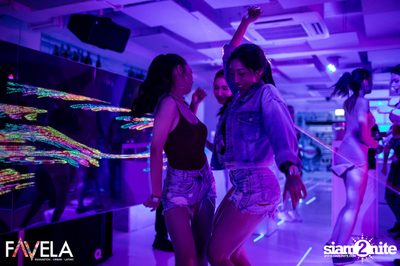 Ladies Night at Favela Thonglor — photo 36