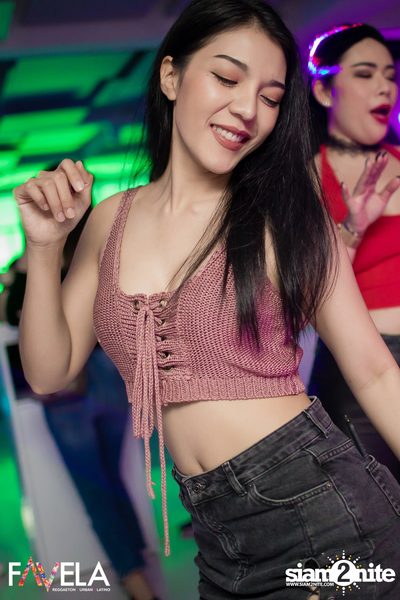 Ladies Night at Favela Thonglor — photo 43