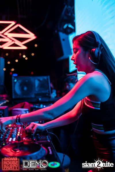 Bacardi House Party presents DJ Sura at Demo — photo 90
