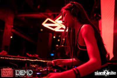 Bacardi House Party presents DJ Sura at Demo — photo 92