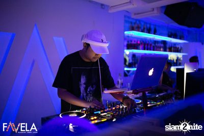 Friday Night at Favela Thonglor — photo 2