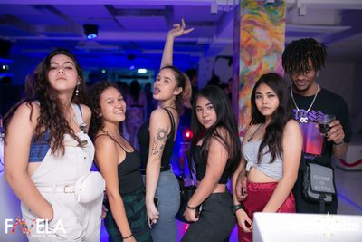 Friday Night at Favela Thonglor — photo 7