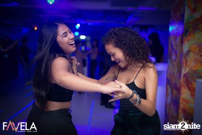 Friday Night at Favela Thonglor — photo 8