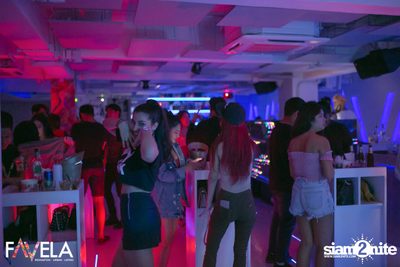 Friday Night at Favela Thonglor — photo 30