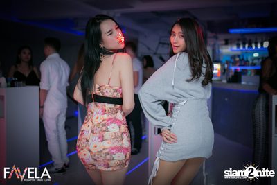 Friday Night at Favela Thonglor — photo 33