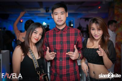 Friday Night at Favela Thonglor — photo 35