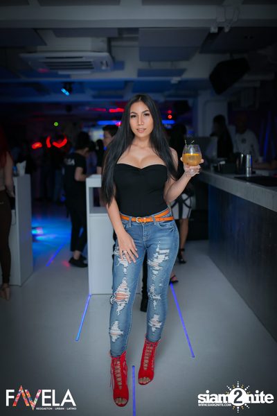 Friday Night at Favela Thonglor — photo 45
