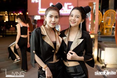 Aof Pongsak at The Living Bistro & Bar — photo 10