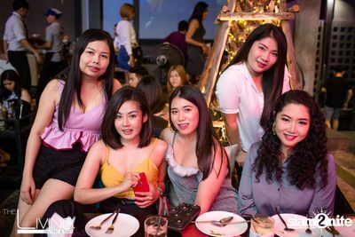 Aof Pongsak at The Living Bistro & Bar — photo 16