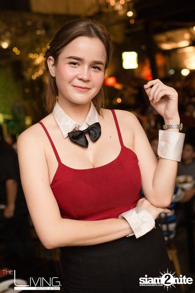 Aof Pongsak at The Living Bistro & Bar — photo 28