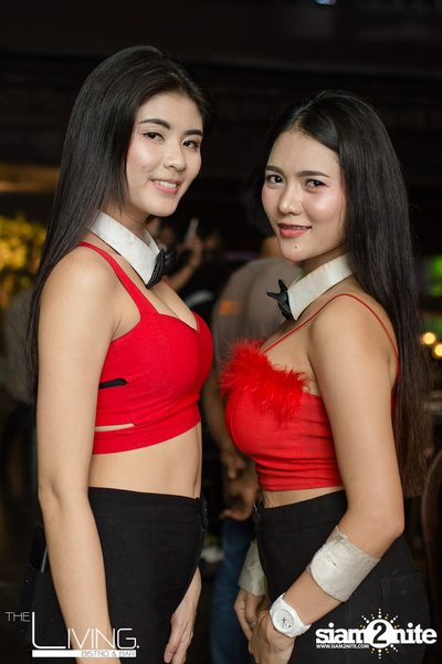 Aof Pongsak at The Living Bistro & Bar — photo 61