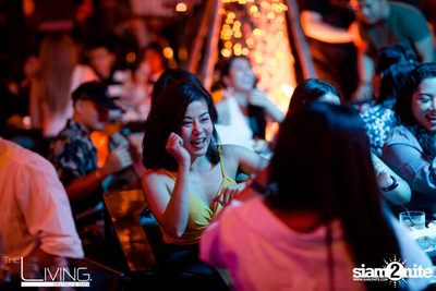 Aof Pongsak at The Living Bistro & Bar — photo 67