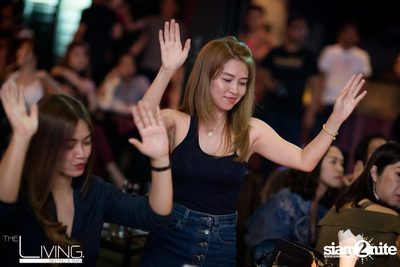 Aof Pongsak at The Living Bistro & Bar — photo 69