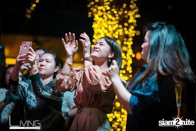 Aof Pongsak at The Living Bistro & Bar — photo 73
