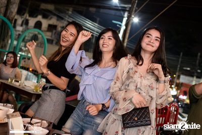 Aof Pongsak at The Living Bistro & Bar — photo 90