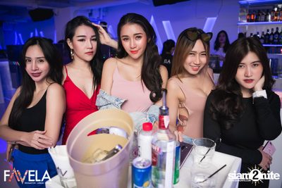 Saturday Night at Favela Thonglor — photo 16
