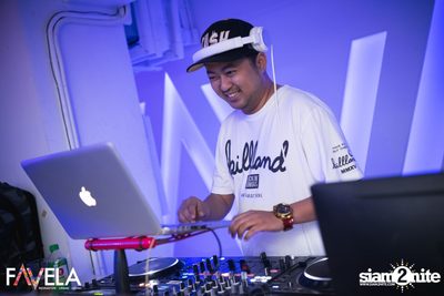 Saturday Night at Favela Thonglor — photo 21