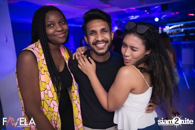 Saturday Night at Favela Thonglor — photo 33