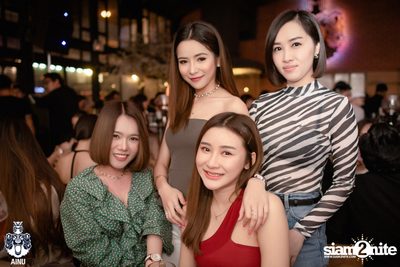 Season Five at AINU Bar — photo 35