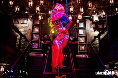 BLING IT กับ Bangkok Invaders ที่ ซิง ซิง เธียเตอร์ — photo 16
