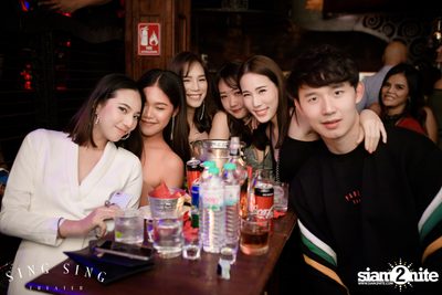 BLING IT กับ Bangkok Invaders ที่ ซิง ซิง เธียเตอร์ — photo 29