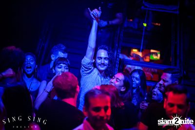 BLING IT กับ Bangkok Invaders ที่ ซิง ซิง เธียเตอร์ — photo 42