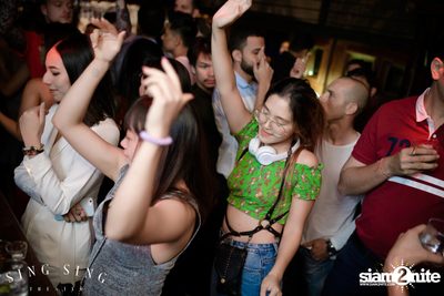 BLING IT กับ Bangkok Invaders ที่ ซิง ซิง เธียเตอร์ — photo 57