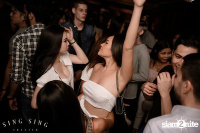 BLING IT กับ Bangkok Invaders ที่ ซิง ซิง เธียเตอร์ — photo 90