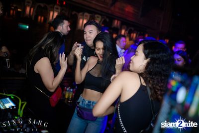 BLING IT กับ Bangkok Invaders ที่ ซิง ซิง เธียเตอร์ — photo 100