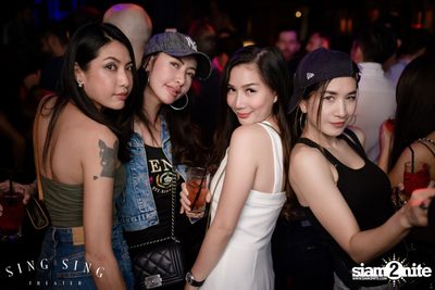 BLING IT กับ Bangkok Invaders ที่ ซิง ซิง เธียเตอร์ — photo 112