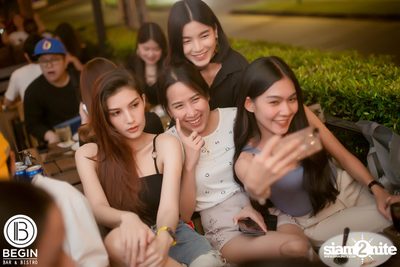 Back 2 School Party ที่ บีกิน บาร์ — photo 41