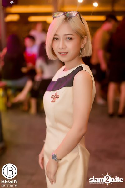 Back 2 School Party ที่ บีกิน บาร์ — photo 44