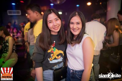 Twopee Southside ที่ วอร์ม อัพ คาเฟ่ เชียงใหม่ — photo 6
