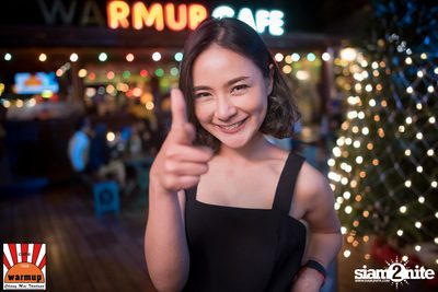 Twopee Southside ที่ วอร์ม อัพ คาเฟ่ เชียงใหม่ — photo 15