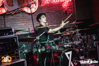 Zeal x Sweet Mullet at 20Something Bar — photo 63