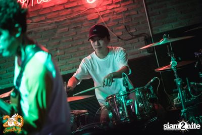 Zeal x Sweet Mullet at 20Something Bar — photo 122