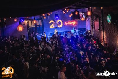 Zeal x Sweet Mullet at 20Something Bar — photo 141