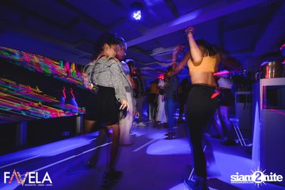 Friday Night at Favela Thonglor — photo 52