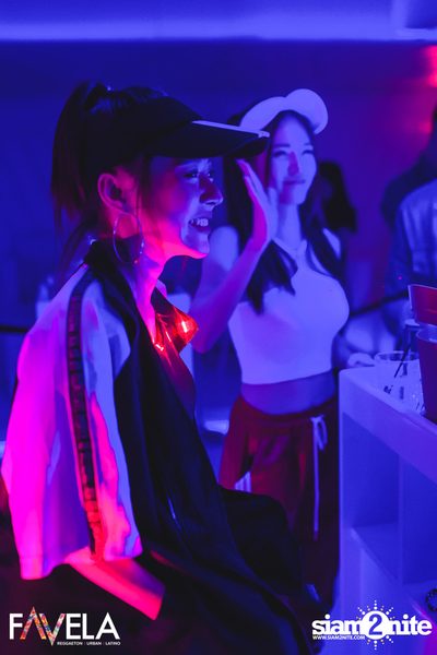 Friday Night at Favela Thonglor — photo 68