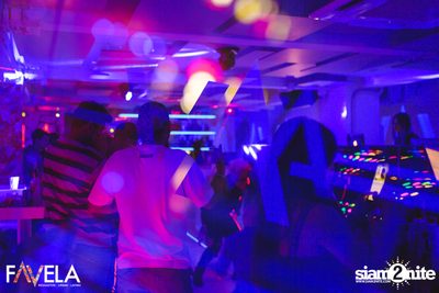 Friday Night at Favela Thonglor — photo 79